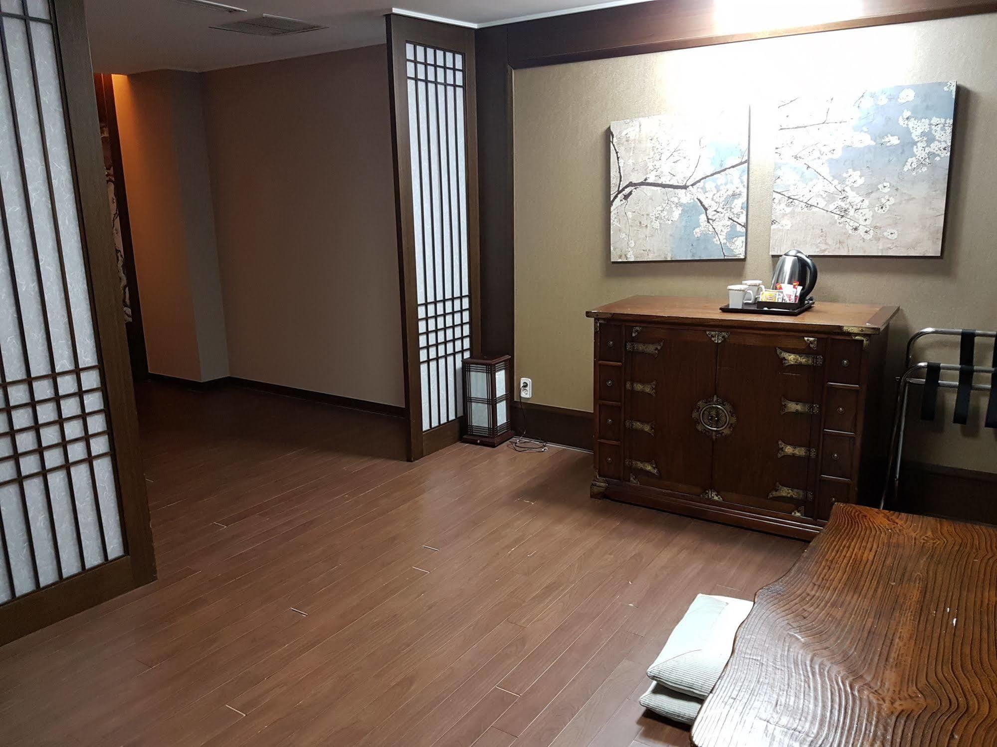 Best Western Incheon Royal Hotel Exterior foto